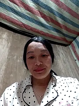 Snapshot of vanlucky2 chatting on May 7, 2026, 1:27 pm vanlucky2 online show from May 7, 2026, 1:27 pm