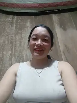 vanlucky2 online show from July 4, 2026, 4:29 am