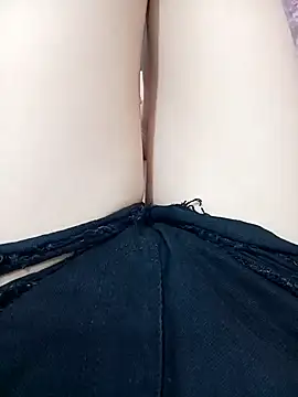 Snapshot of Suri-Sexywet chatting on April 8, 2026, 5:51 am Suri-Sexywet online show from April 8, 2026, 5:51 am