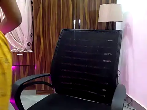 Snapshot of Bold-Ankita chatting on May 9, 2026, 5:23 am Bold-Ankita online show from May 9, 2026, 5:23 am