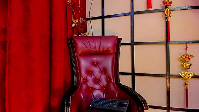 Mia dasilva  online show from July 28, 2026, 7:15 pm