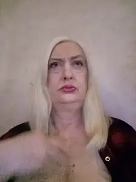 Julia20X online show from May 29, 2026, 10:35 am