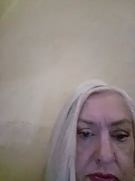 Julia20X online show from June 21, 2026, 9:45 am