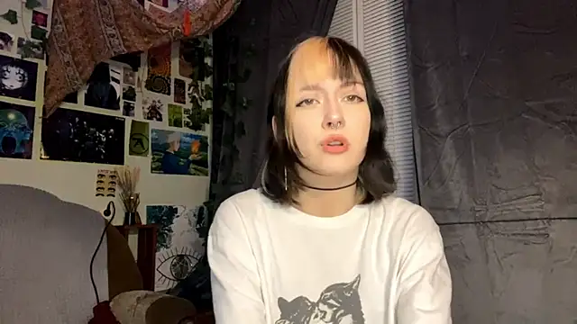 AllegraStaffieri online show from April 8, 2026, 9:15 pm