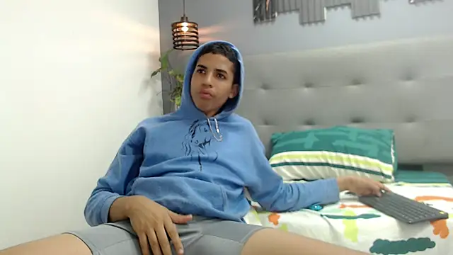 Snapshot of Lukaz_Caballero chatting on June 2, 2026, 3:41 am Lukaz Caballero online show from June 2, 2026, 3:41 am