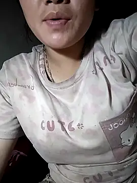 Snapshot of giahan1 chatting on April 13, 2026, 12:32 pm giahan1 online show from April 13, 2026, 12:32 pm