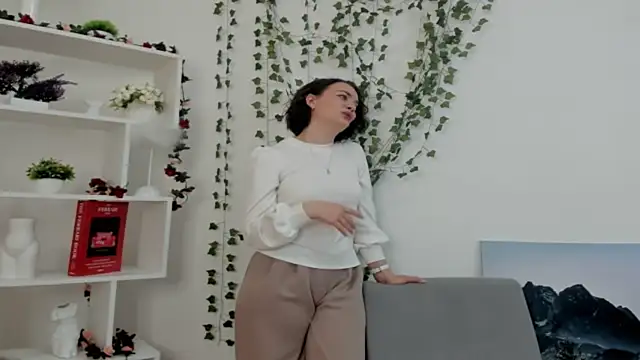 Snapshot of GraceFoderaro chatting on April 9, 2026, 6:19 am GraceFoderaro online show from April 9, 2026, 6:19 am