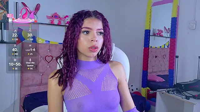 VelinaHoney online show from July 12, 2026, 1:13 pm