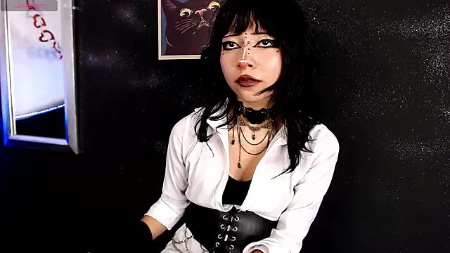 KiomyVamp online show from April 24, 2026, 4:09 pm