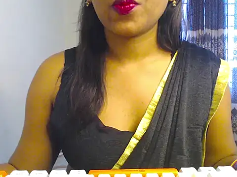 VelvetCoupleLive online show from June 26, 2026, 1:43 am