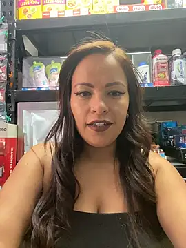 MIA ROSSEEE online show from June 28, 2026, 5:08 pm