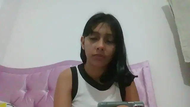 xoxo anny online show from July 17, 2026, 8:14 pm