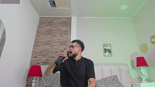 Snapshot of cero_khalifa chatting on May 20, 2026, 5:52 pm cero khalifa online show from May 20, 2026, 5:52 pm