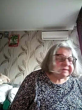 MartaMia68 online show from May 21, 2026, 5:09 pm