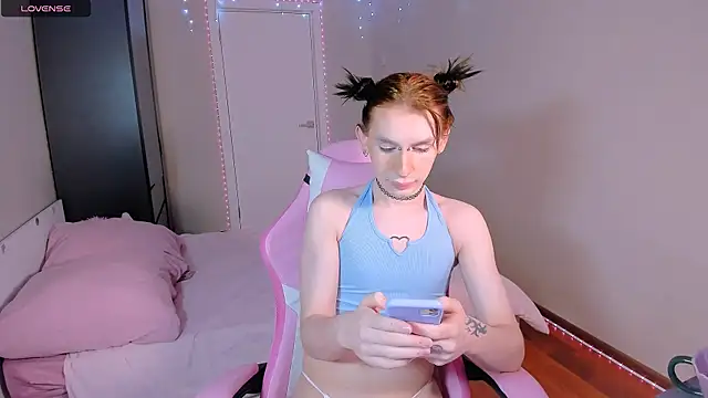 Snapshot of Mikaella_Nicole chatting on April 11, 2026, 8:24 pm Mikaella Nicole online show from April 11, 2026, 8:24 pm