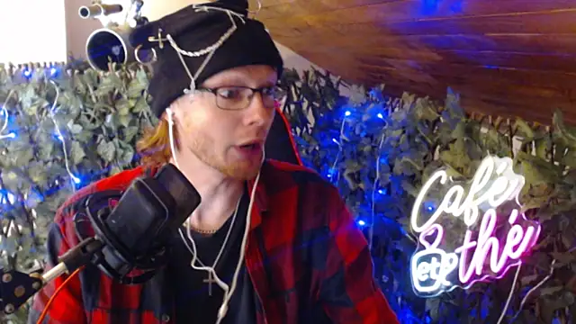 Snapshot of SkinnyAlex1312 chatting on April 9, 2026, 9:58 am SkinnyAlex1312 online show from April 9, 2026, 9:58 am