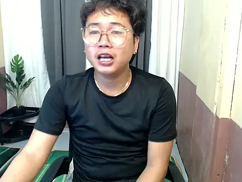 Soctober online show from April 14, 2026, 3:40 pm