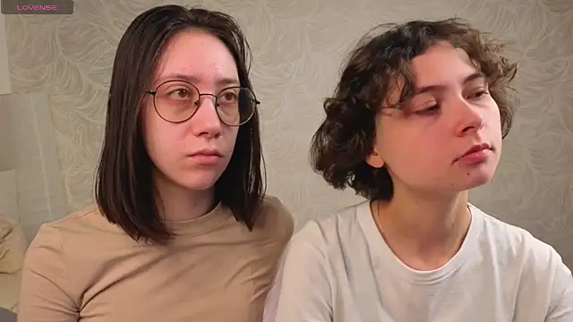 AllisonKierce online show from May 21, 2026, 3:24 am