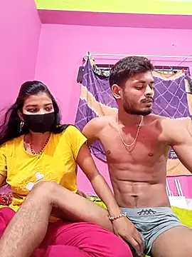 Snapshot of Hot-Couple4 chatting on April 19, 2026, 7:05 pm Hot-Couple4 online show from April 19, 2026, 7:05 pm