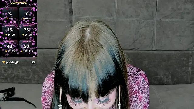 Snapshot of Richerrity chatting on April 14, 2026, 4:24 pm Richerrity online show from April 14, 2026, 4:24 pm