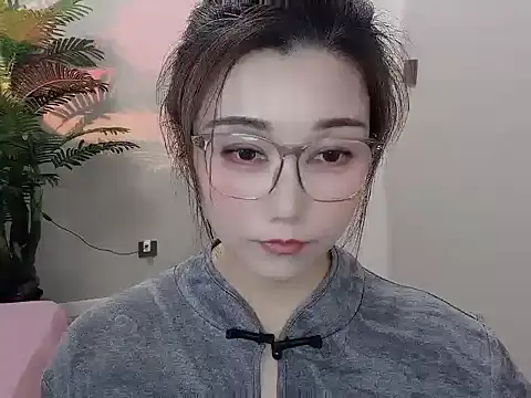 Snapshot of Yunxi- chatting on April 14, 2026, 12:55 pm Yunxi- online show from April 14, 2026, 12:55 pm