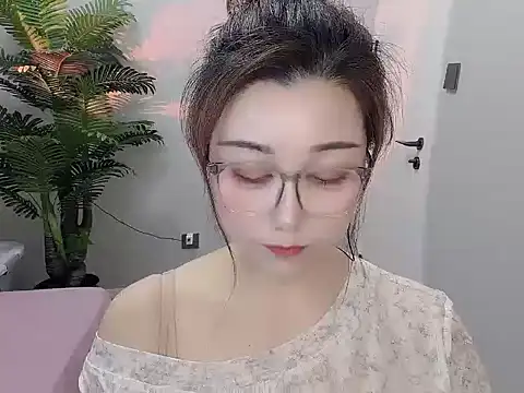 Snapshot of Yunxi- chatting on April 28, 2026, 1:49 pm Yunxi- online show from April 28, 2026, 1:49 pm