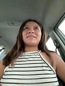 SolMlrena online show from April 14, 2026, 12:27 am