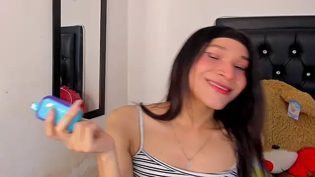 Camil 7w7 online show from May 18, 2026, 9:09 pm