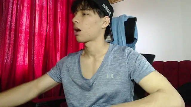 Snapshot of Marck-Pro chatting on May 28, 2026, 4:59 pm Marck-Pro online show from May 28, 2026, 4:59 pm