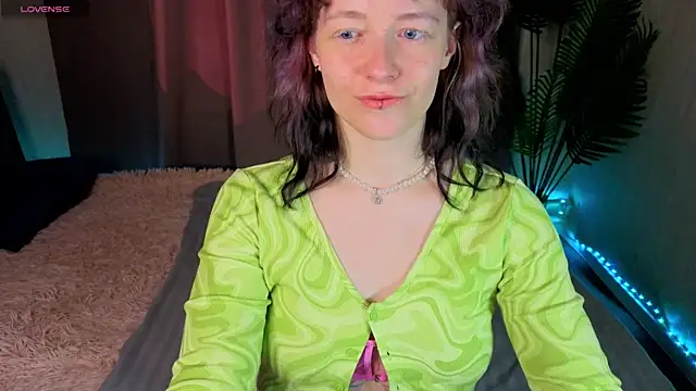 Ricki Bloom online show from April 28, 2026, 9:14 am