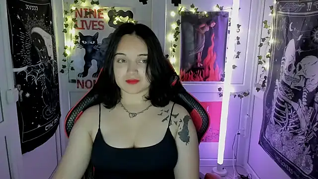 Caroline cutte online show from June 22, 2026, 6:54 am