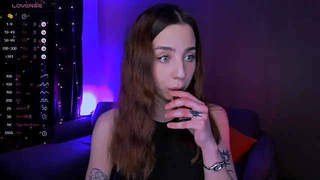 CharliGrace  online show from April 23, 2026, 9:08 am