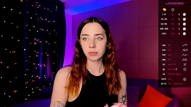 CharliGrace  online show from May 6, 2026, 8:08 am