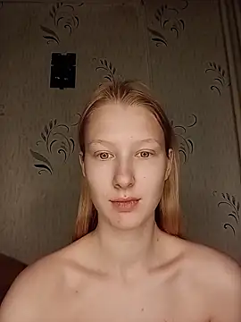 Snapshot of Tanya_Savel chatting on May 4, 2026, 6:20 am Tanya Savel online show from May 4, 2026, 6:20 am