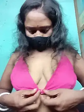 Sexy Stranger  online show from May 18, 2026, 6:14 pm