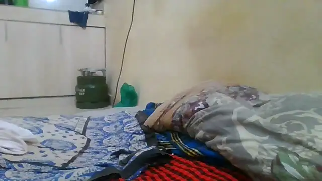sweetbubbley online show from May 16, 2026, 1:43 pm