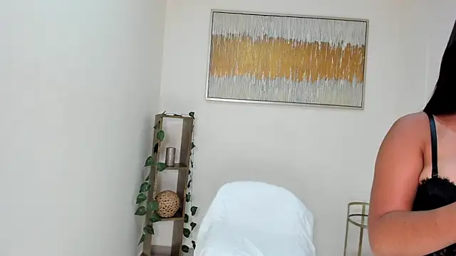 Mindy Claker online show from April 14, 2026, 8:37 pm