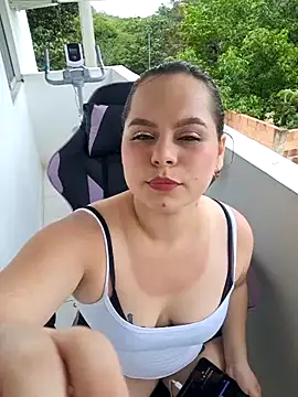 Snapshot of Sarita_21 chatting on April 10, 2026, 6:45 pm Sarita 21 online show from April 10, 2026, 6:45 pm