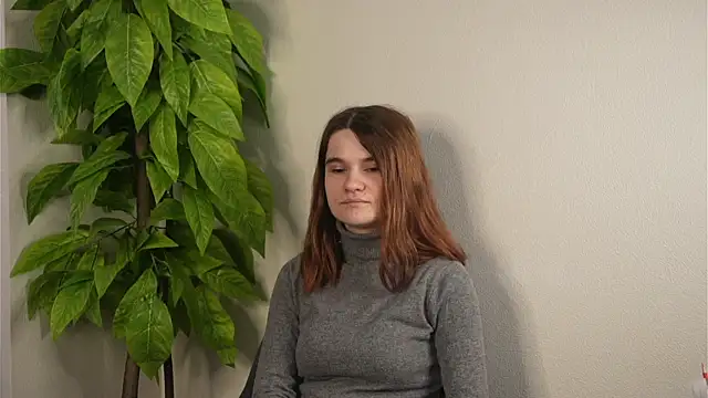 LitaLoeppke online show from April 15, 2026, 5:25 am