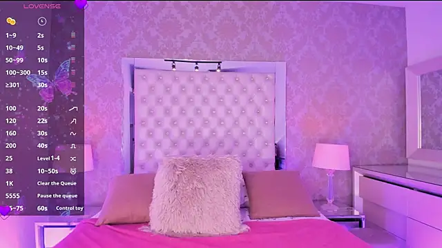 Snapshot of NatashaMilley chatting on April 17, 2026, 3:31 am NatashaMilley online show from April 17, 2026, 3:31 am
