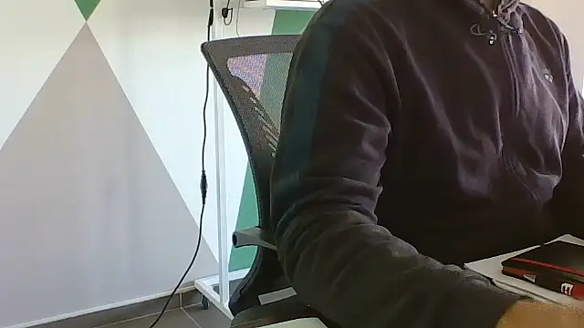 Snapshot of brunosso85ita chatting on April 27, 2026, 7:06 am brunosso85ita online show from April 27, 2026, 7:06 am
