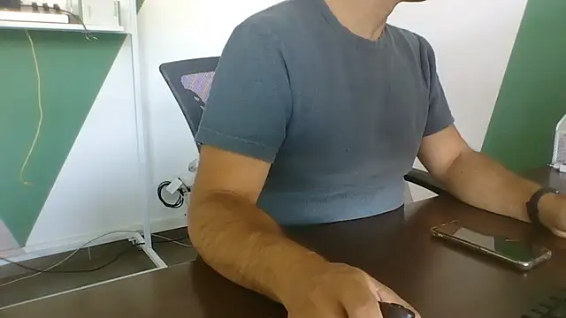 Snapshot of brunosso85ita chatting on July 30, 2026, 7:51 am brunosso85ita online show from July 30, 2026, 7:51 am