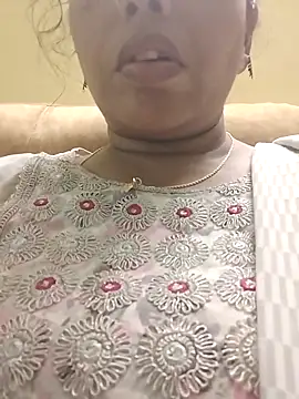 Snapshot of Monika_telugu_queen chatting on May 3, 2026, 5:08 pm Monika telugu queen online show from May 3, 2026, 5:08 pm