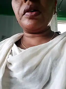 Snapshot of Monika_telugu_queen chatting on May 7, 2026, 11:59 am Monika telugu queen online show from May 7, 2026, 11:59 am
