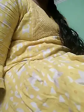 Snapshot of Monika_telugu_queen chatting on May 14, 2026, 9:21 pm Monika telugu queen online show from May 14, 2026, 9:21 pm