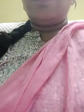 Snapshot of Monika_telugu_queen chatting on June 4, 2026, 4:24 pm Monika telugu queen online show from June 4, 2026, 4:24 pm