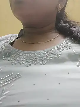 Snapshot of Monika_telugu_queen chatting on June 23, 2026, 12:58 pm Monika telugu queen online show from June 23, 2026, 12:58 pm