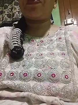 Snapshot of Monika_telugu_queen chatting on June 30, 2026, 9:27 pm Monika telugu queen online show from June 30, 2026, 9:27 pm