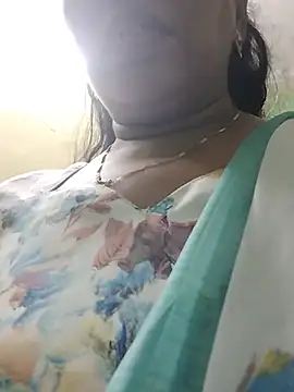 Snapshot of Monika_telugu_queen chatting on July 5, 2026, 4:25 pm Monika telugu queen online show from July 5, 2026, 4:25 pm