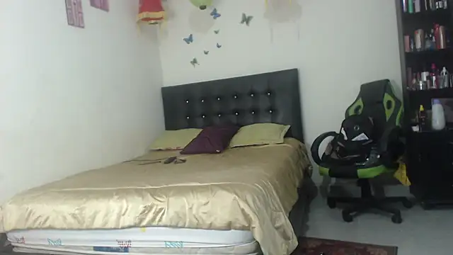 hotbrunettecasandra online show from February 25, 2025, 9:42 am